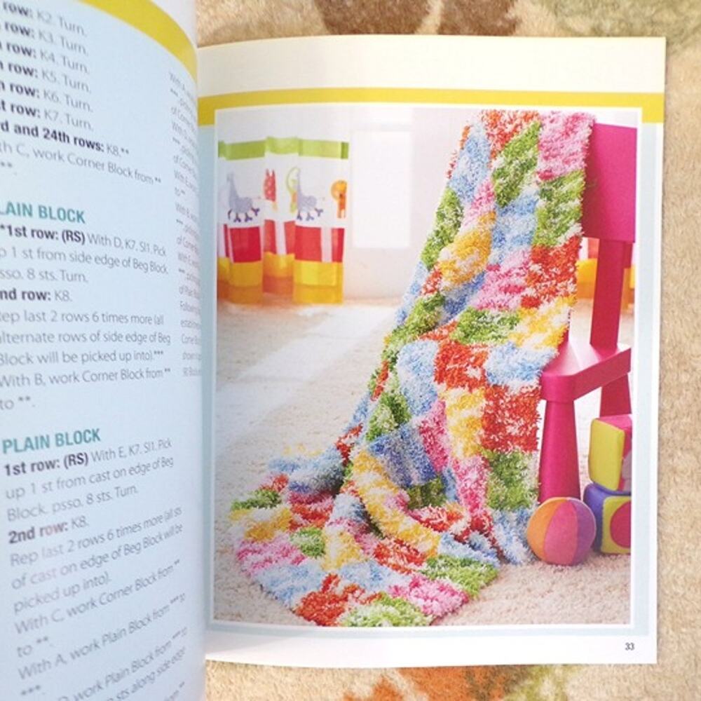 "Bernat 30 Baby Blankets to Knit" Book - Picture 5 of 5